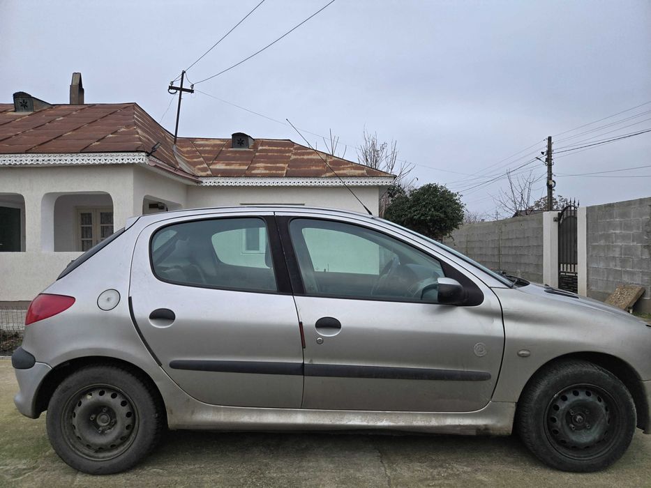 Vând Peugeot 206 an 2005