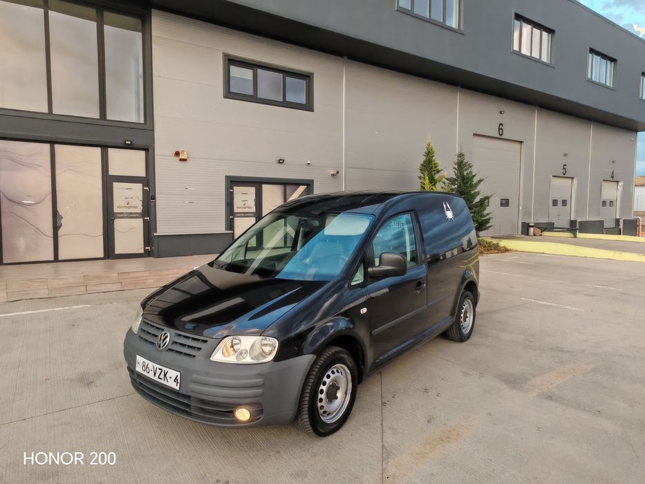 VOLKSWAGEN Caddy