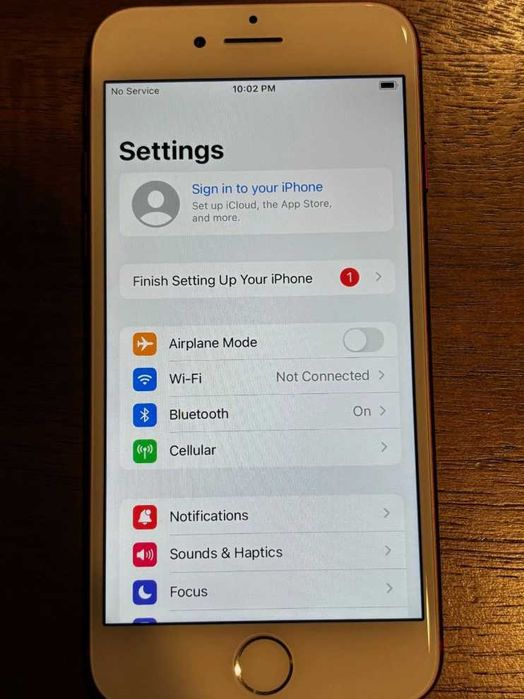 iPhone 7 Red Edition 32gb. Идеал. АКБ 100%