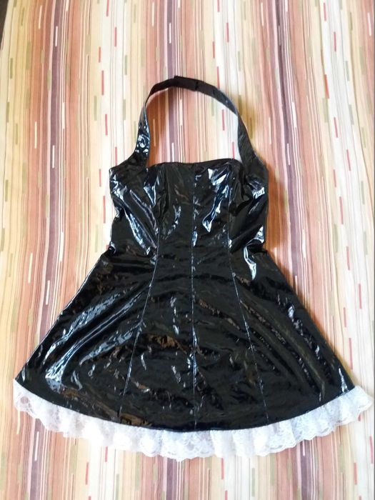 Лачена рокля "камериерка" два модела