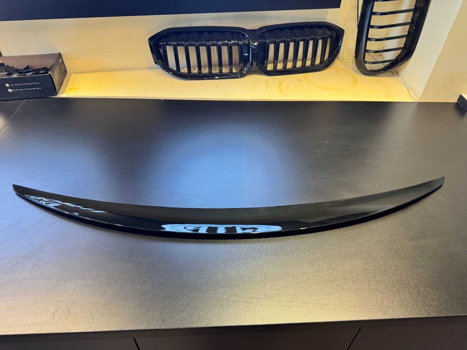 Eleron Portbagaj - Mercedes E Class W213 AMG Negru Lucios