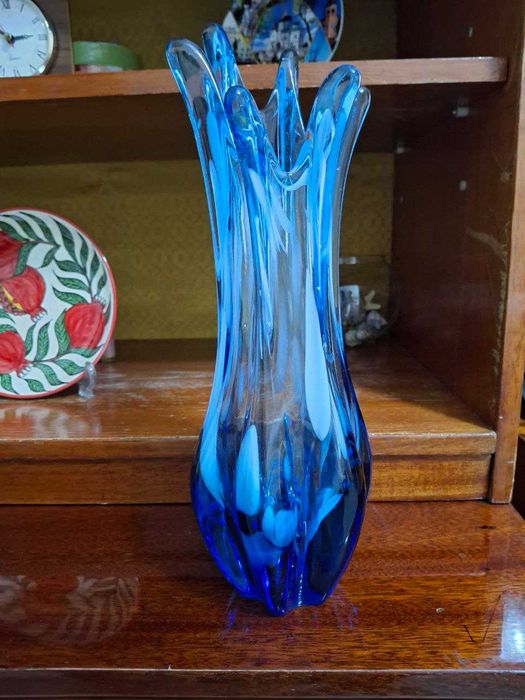 Ваза для цветов.