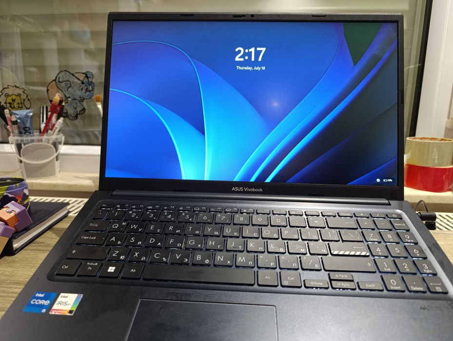 Лаптоп Asus Vivobook
