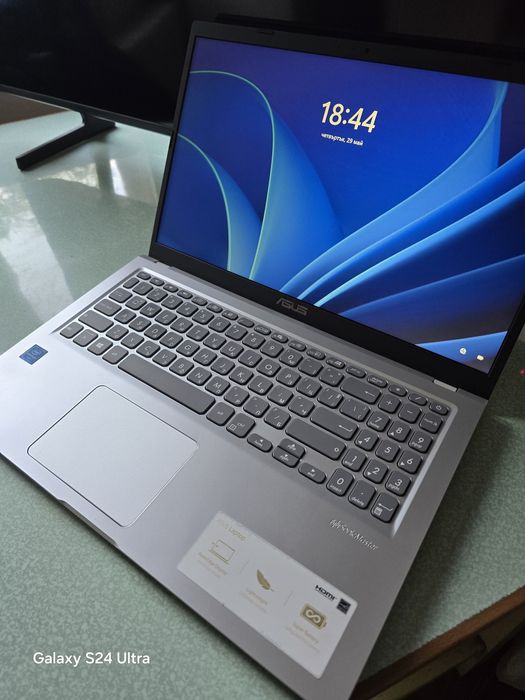 Лаптоп ASUS - VivoBook 15 X515MA