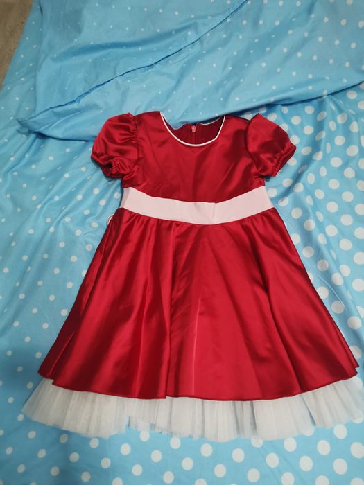 Rochița cu tul roșie 98 cm