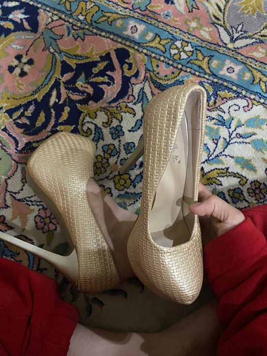 Туфли на высоком каблуке 28 размер