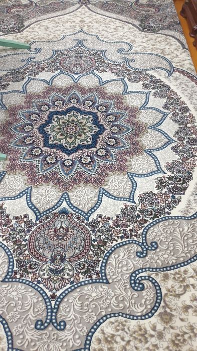 Yangi  gilam o'lchami  3 × 4.5