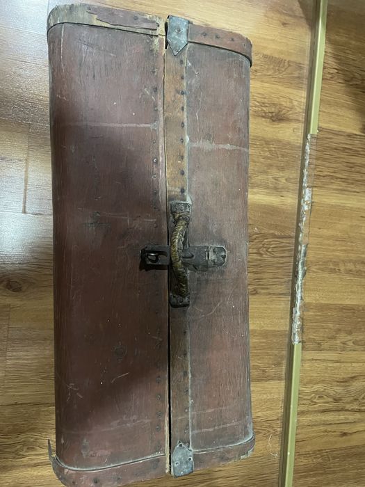 Старинный саквояж