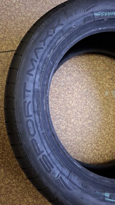 Нова единична лятна гума Dunlop Sport Maxx 235 55 19