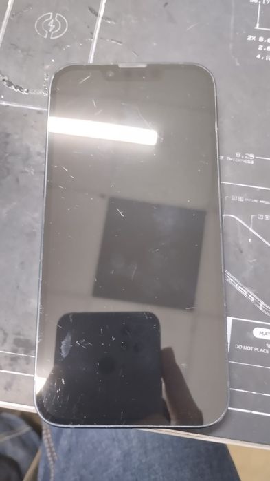 Продам айфон 14 заблоканый