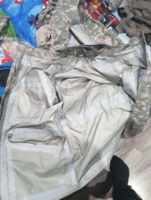 Камуфлажни дрехи за лов и риболов