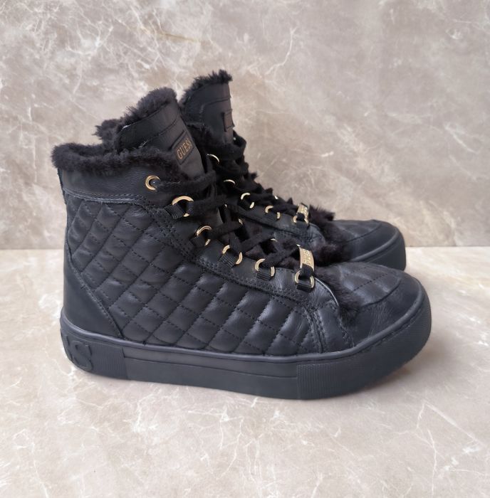 Сникърси GUESS номер 41