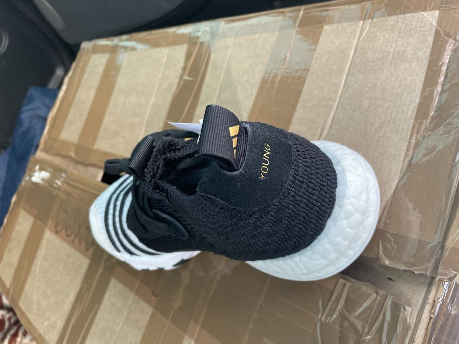 Adidas boost young 37/38