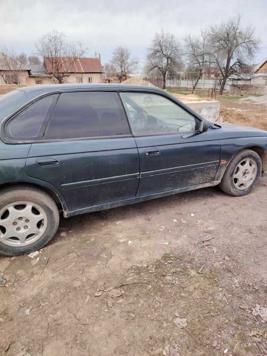 Продам машину субару