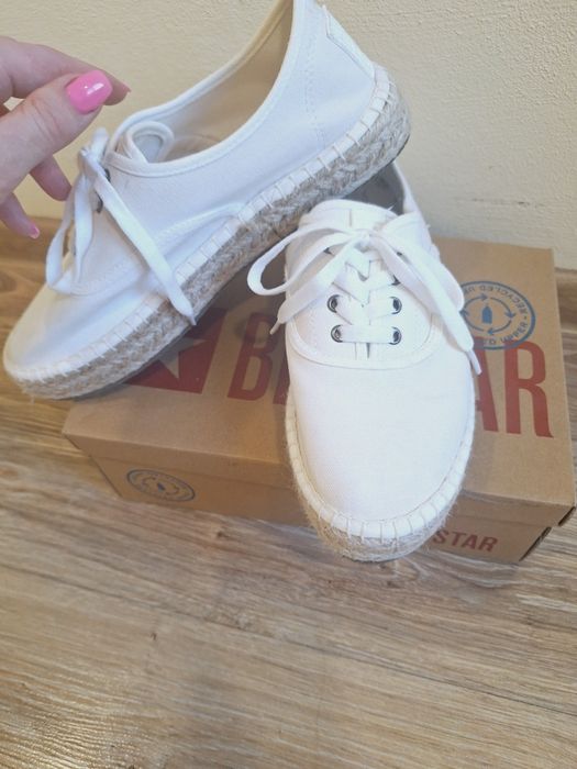 Дамски бели еспадрили