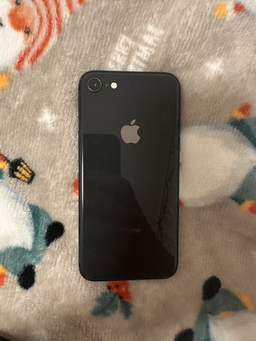 iPhone 8 за резервни части, 256 GB