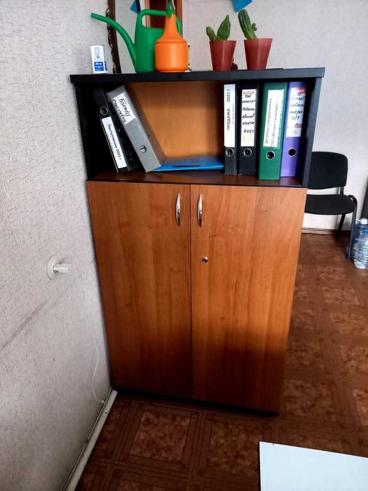 шкаф плательный.