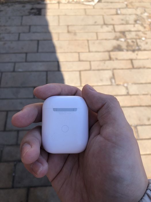 Продам СРОЧНО AirPods