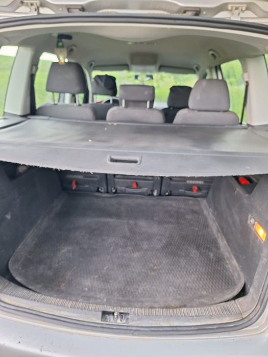 Autoturism DE VÂNZARE