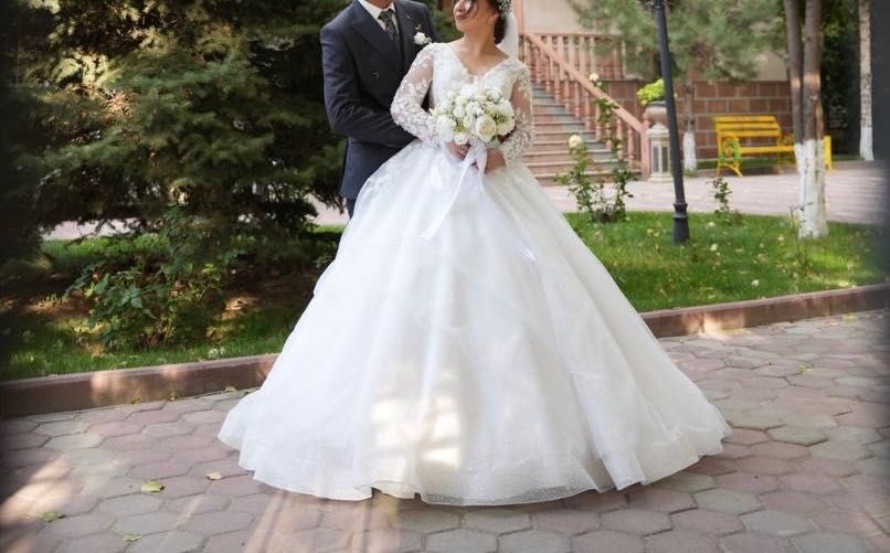 Свадебное платье