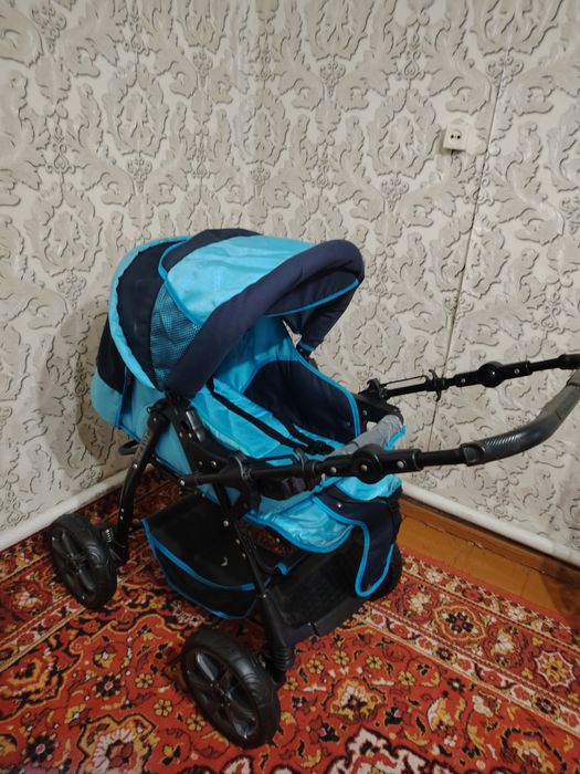 Продам детскую  коляску