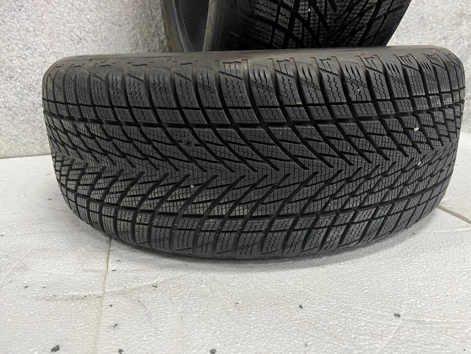 2бр. 245/45/19 GOODYEAR