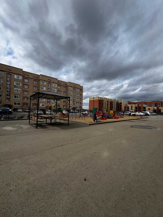 Продам 2х комн кв Батыс ЖК Алем