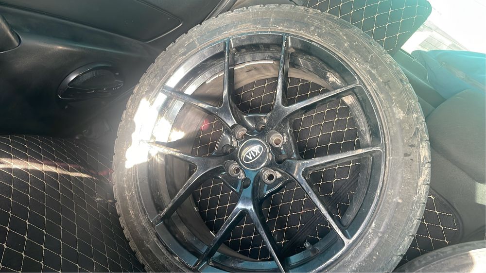 Продам диски 17-й размер