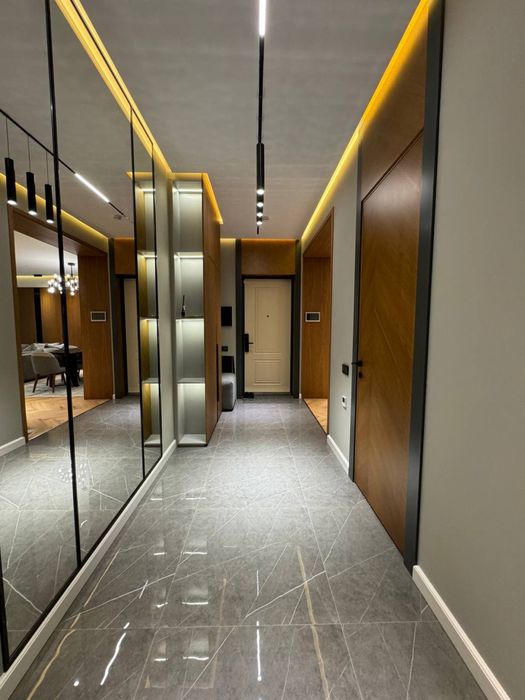 Жк Nrg oybek! Сдается 3х-ком квартира! В элит комплексе!