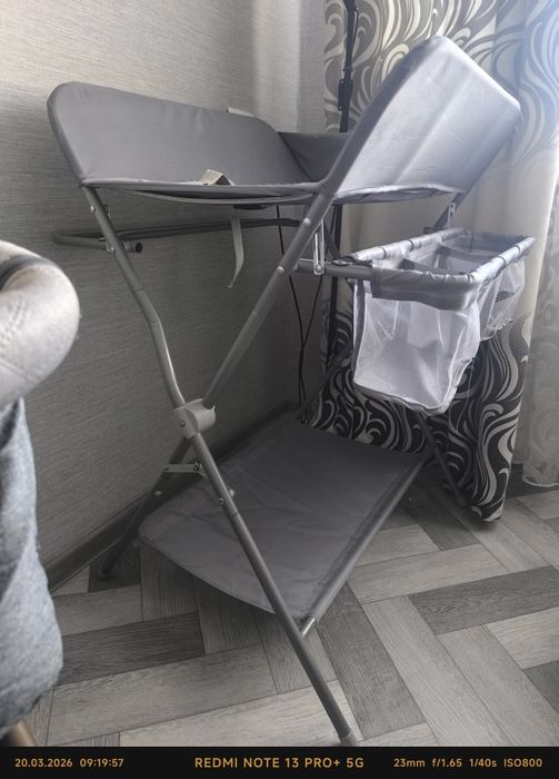 Пеленальный столик