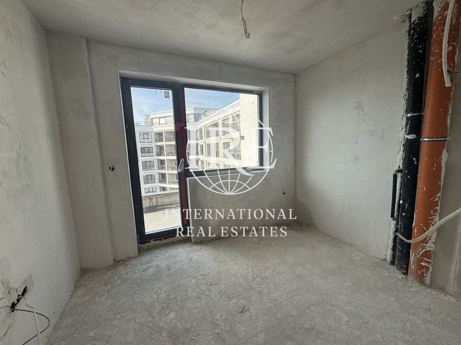 Продава се Тристаен апартамент в Варна, Чайка - 110 кв.м за 1391 €/кв.м - Снимка #8