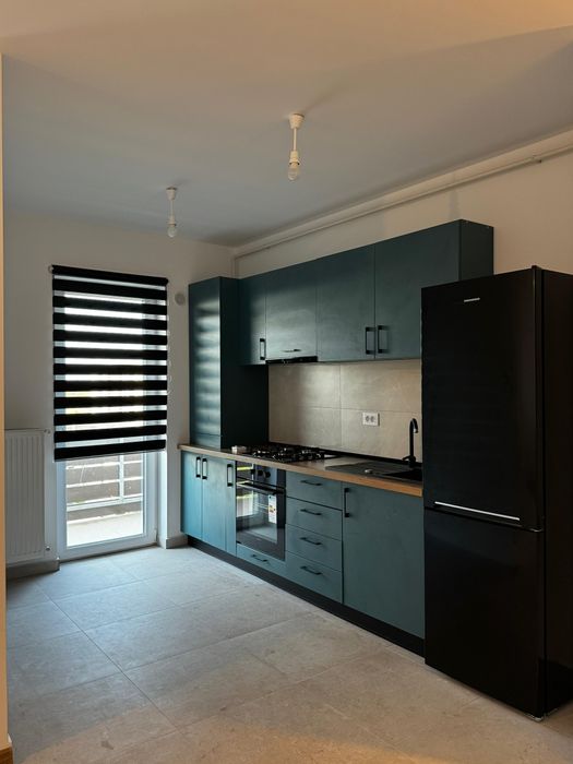 Apartament 3 camere, loc de parcare si boxa  de închiriat, Rasnov, Radsor Residence