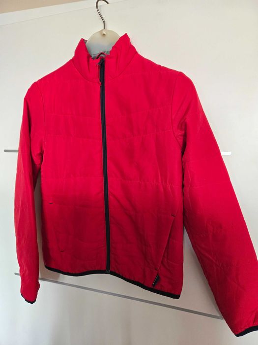 Яке Декатлон 143-152см.