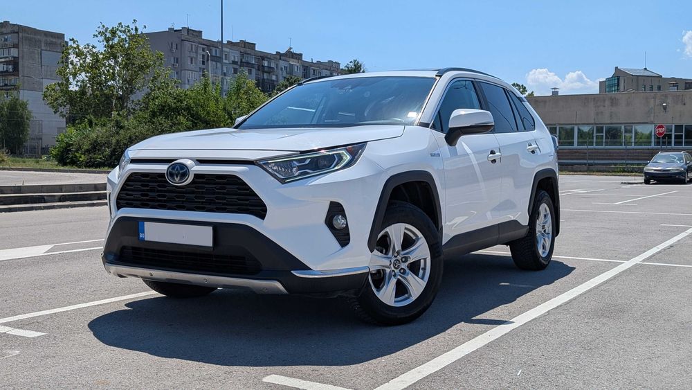 Toyota RAV4 Hybrid 2.5 AWD (4х4) XLE eCVT 12' Мултимедия, Каско, Обслужена