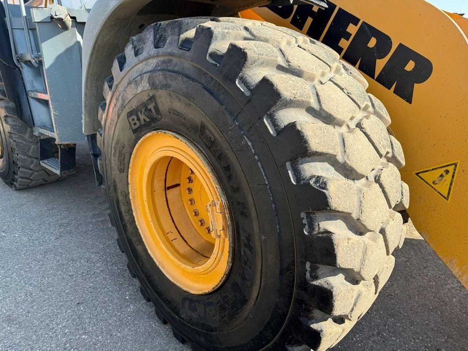 Incarcator frontal Liebherr L 580