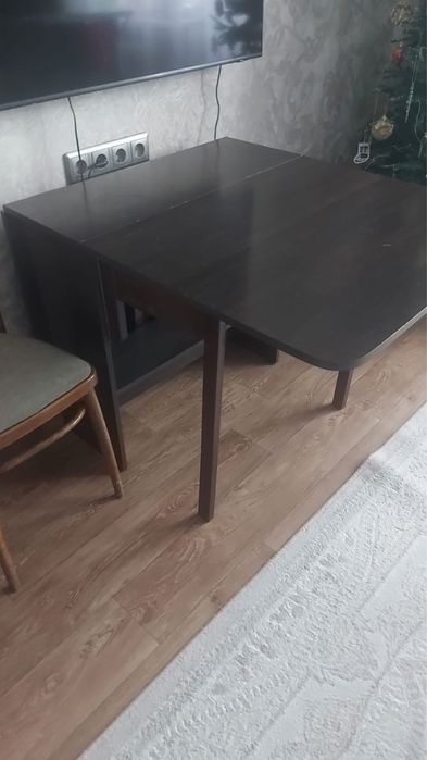 Раздвижной стол