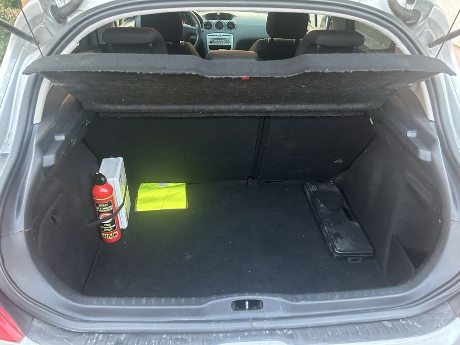 Vand sau schimb Peugeot 308 din anul 2008