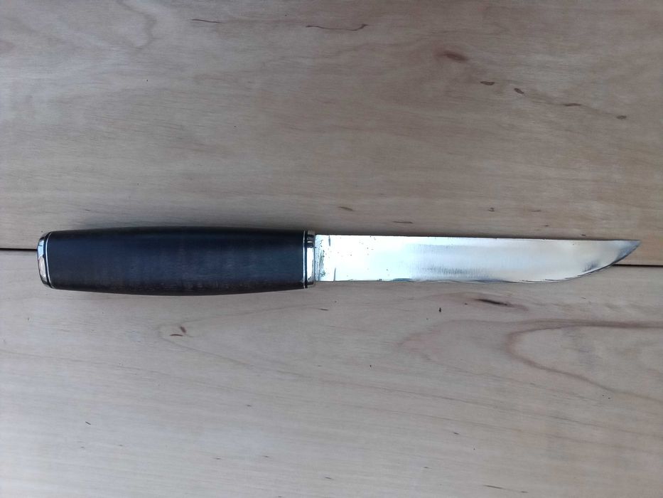 Нож Финка, с кожена кания