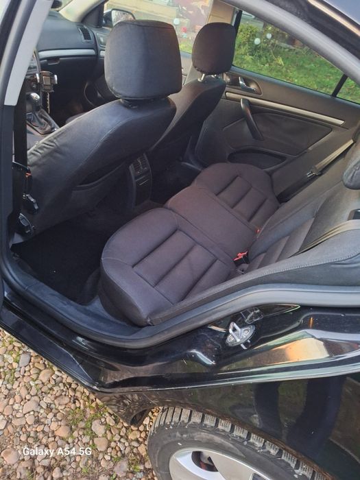 Skoda Octavia 2  2.0 TDI 140 cai bkd impecabil