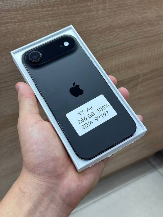 IPhone 17 Air   .