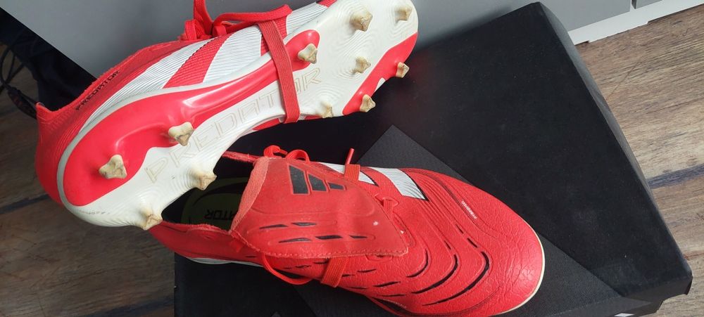 Футболни обувки Adidas Predator 44 2/3