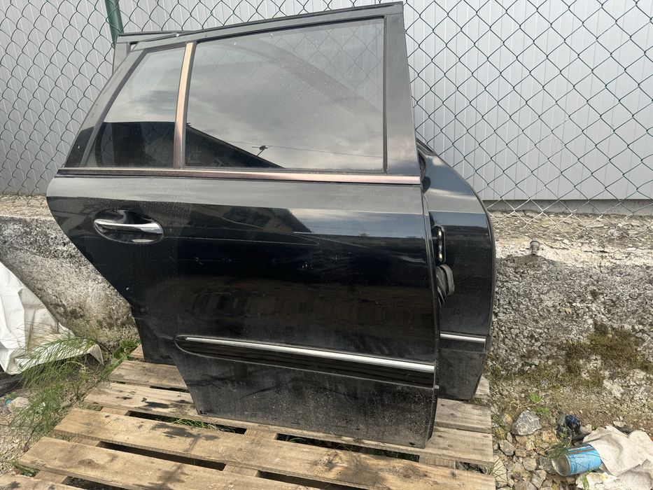 Задна дясна врата за Mercedes W211 комби