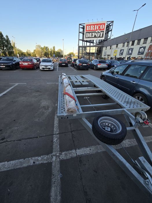 Închiriere platforma auto