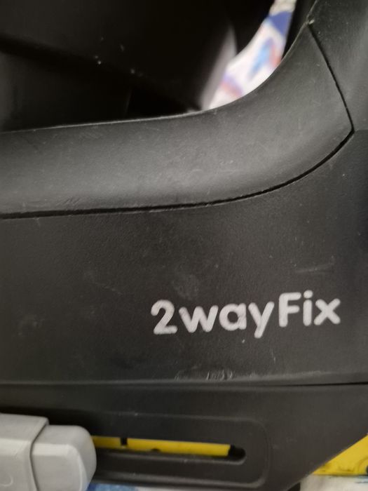 Scaun auto Maxi Cosi Pearl Pro 2 i-Size + baza isofix