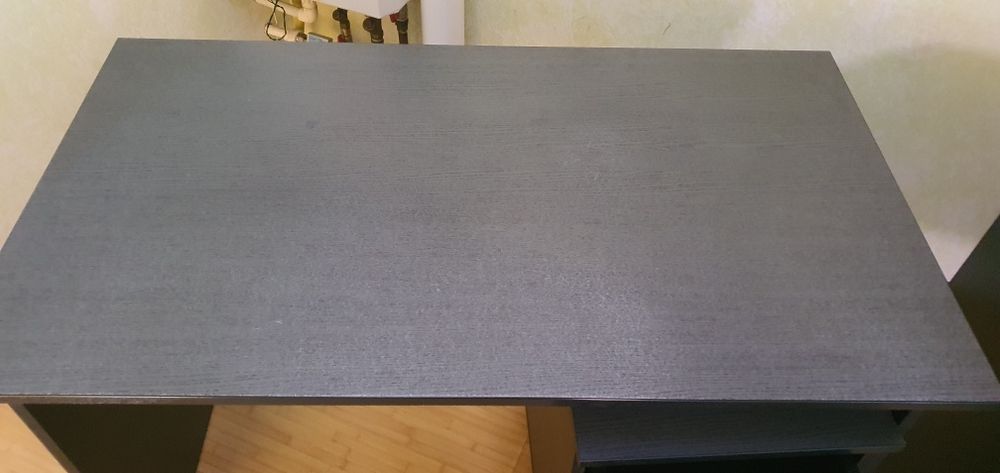 Birou 120cm / 70cm și comoda