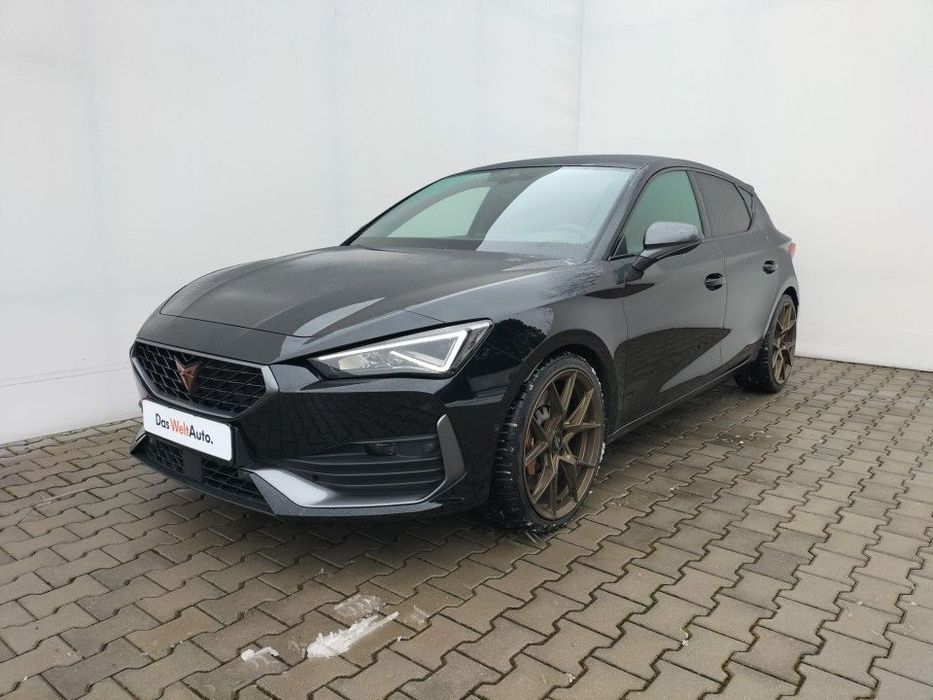 Cupra Leon Cupra Leon 2023 - via workleto.com