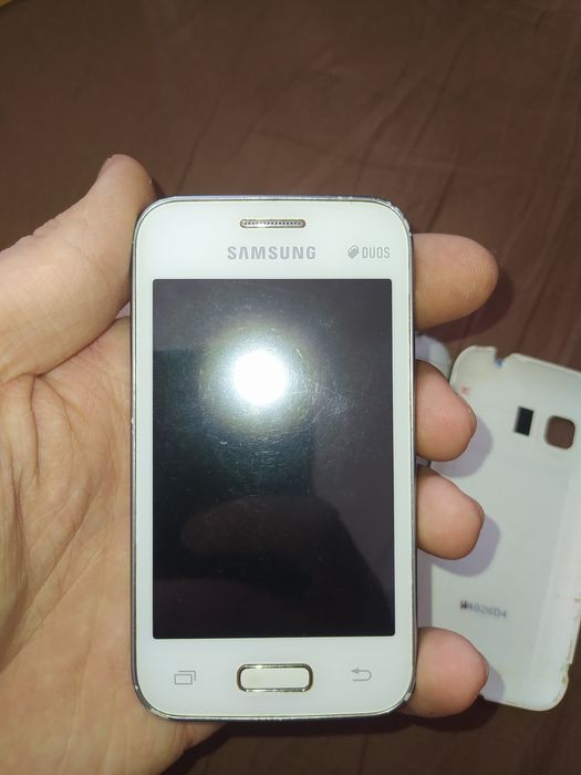 Продам телефоны Самсунг