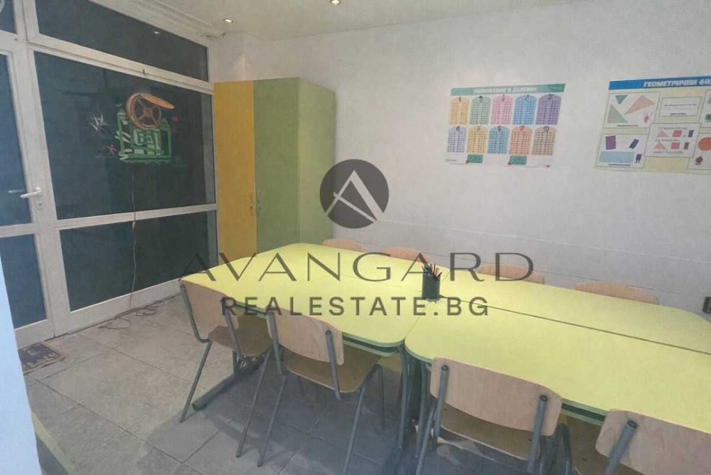 Продава се Магазин в Пловдив, Кючук Париж - 60 кв.м за 637 €/кв.м - Снимка #1