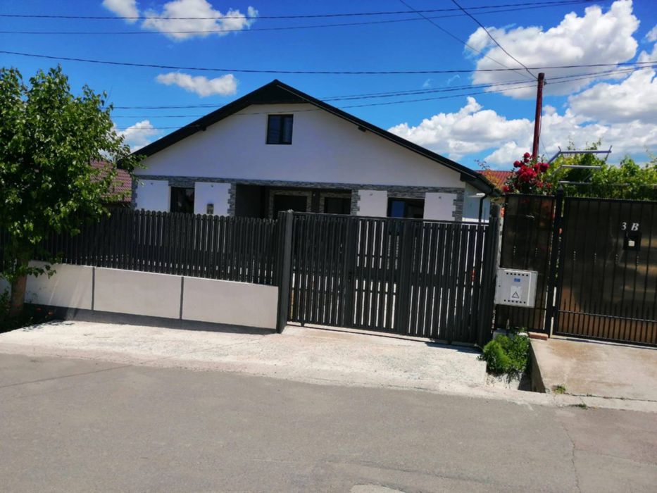 Casă de vânzare în Valu lui Traian