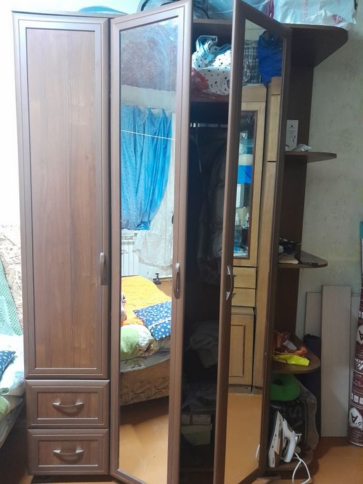 Продам вместительный шкаф